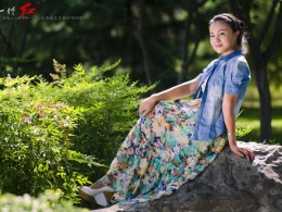 这个美女叫点点