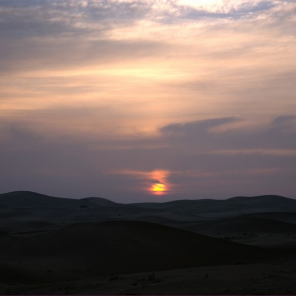 中卫看沙漠日出