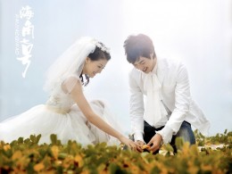 ​我有我的优雅大气,你有你的帅气温柔,在最美的年华我们结婚了