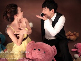 韩式简约婚纱摄影主题纯内景