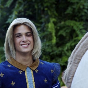 迷死人的白马王子