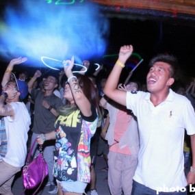 西安城墙电子音乐爬梯！（北京针刺疗法联合视袭音乐出品）