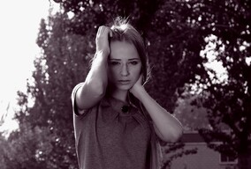 【黑白版】乌克兰美女