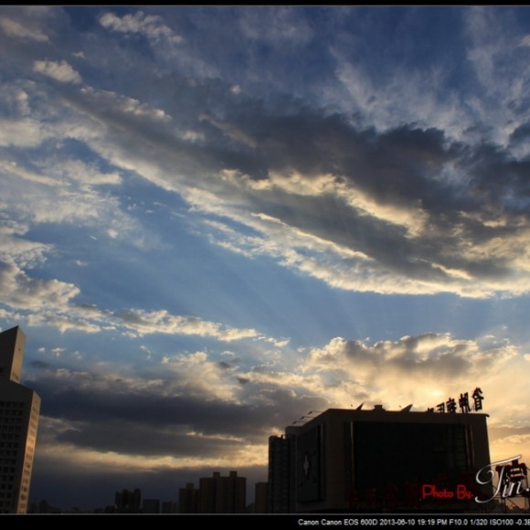 油画一般的云（含流动的云视频）