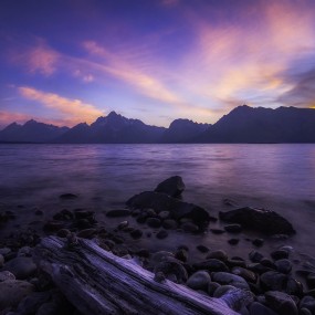 17岁，走过天涯海角：镜头没有他。却有这些天方夜谭、