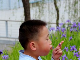 湿地公园小姑娘