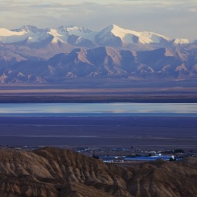 边城花土沟VS魅力敦煌